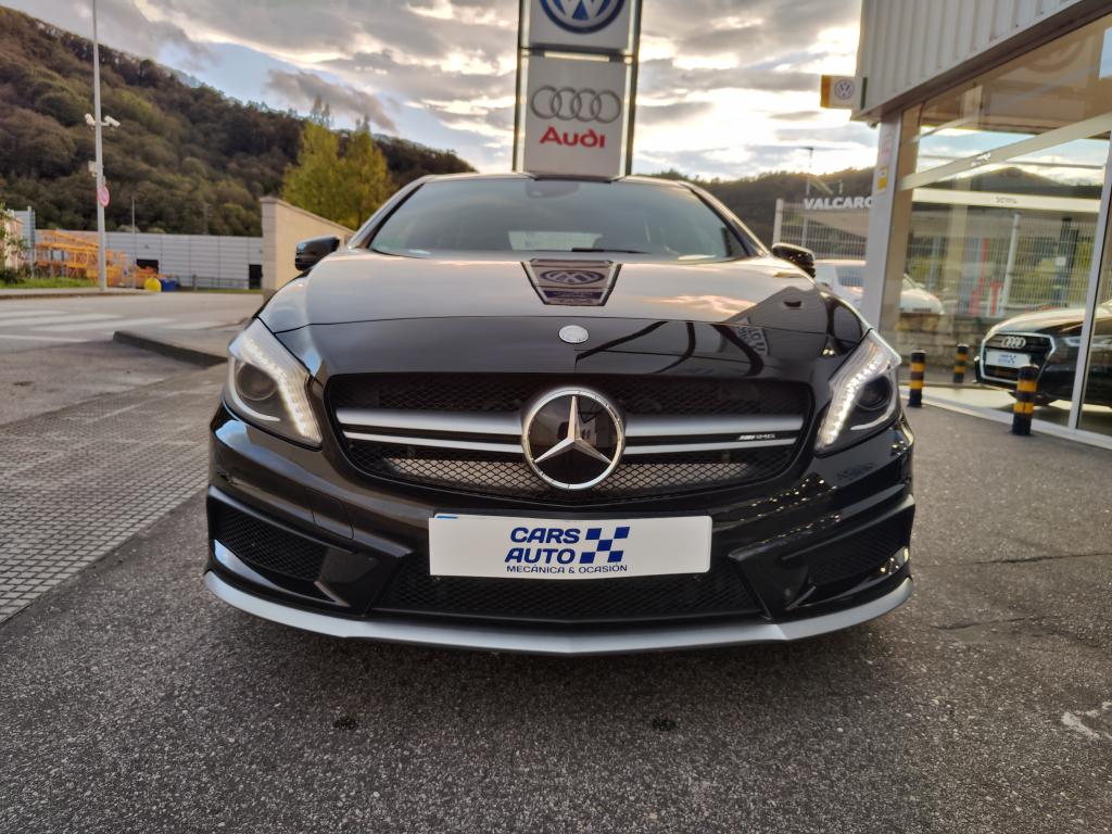 Mercedes Benz A45 AMG 4-Matic